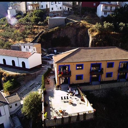 Alojamientos Rurales Hurdes Altas - La Antigua Guarderia Casares de las Hurdes Zewnętrze zdjęcie