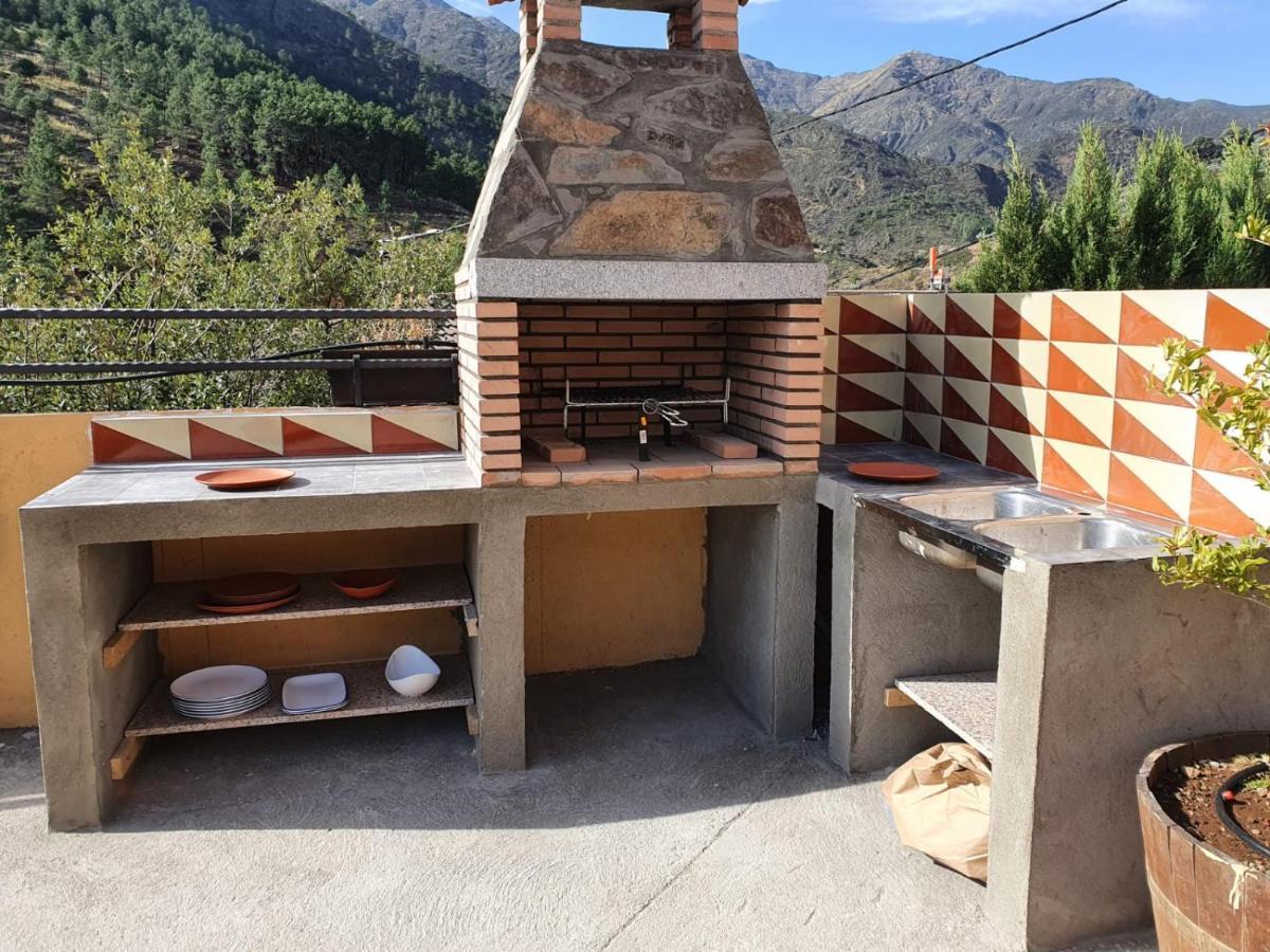 Alojamientos Rurales Hurdes Altas - La Antigua Guarderia Casares de las Hurdes Zewnętrze zdjęcie