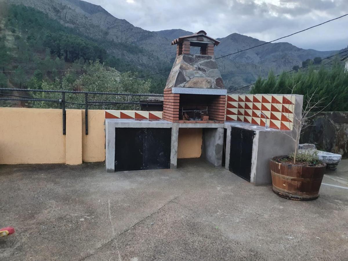 Alojamientos Rurales Hurdes Altas - La Antigua Guarderia Casares de las Hurdes Zewnętrze zdjęcie