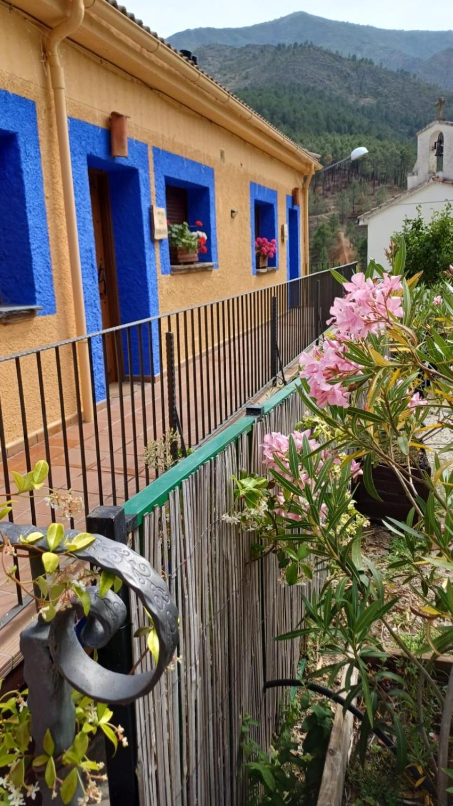 Alojamientos Rurales Hurdes Altas - La Antigua Guarderia Casares de las Hurdes Zewnętrze zdjęcie